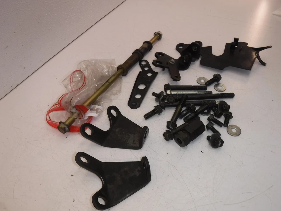 1995 honda st1100 ENGINE MOTOR MOUNT STAY BRACKETS BOLT SET PARTS LOT - Image 2 of 4