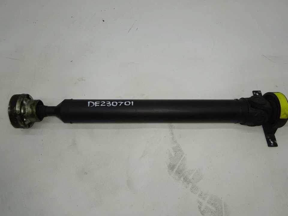 Eixo de transmissão traseiro 2010-2012 Jaguar XF XFR X250 FABRICANTE DE EQUIPAMENTO ORIGINAL DE230701 - Imagem 2 de 4