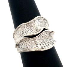 Designer Hagit Gorali Israel 925 Sterling Silver Textured Wave Wide Band Ring
