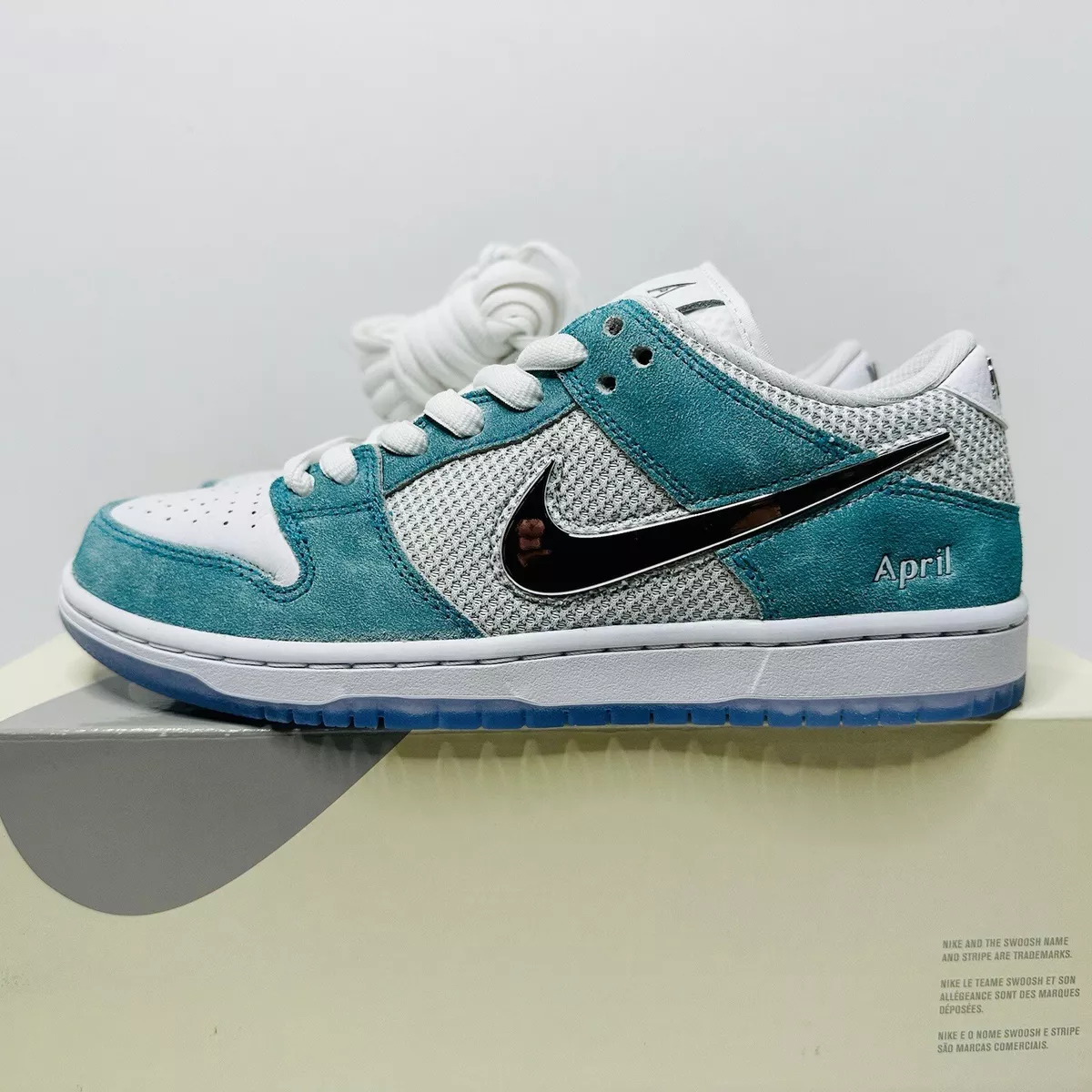 Nike SB Dunk Low Pro QS April Skateboards Turbo Green FD2562-400