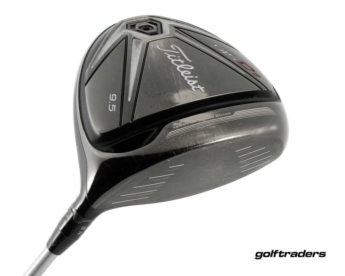 Titleist 915D2 Driver 9.5º Graphite Stiff Regular Flex New Grip P162