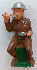 MANOIL Dimestore Lead Toy Soldier #M84 SITTING SOLDIER EATING Barclay