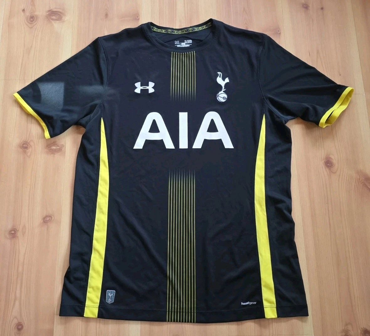 25+ Under armour Tottenham Hotspur International Club Soccer Fan