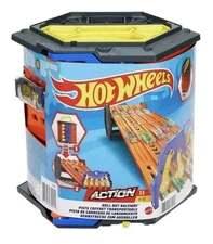 Hot Wheels Roll Out Raceway Track Set, Storage Bucket Unrolls into 5-Lane Race