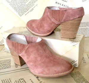 jeffrey campbell pink mules