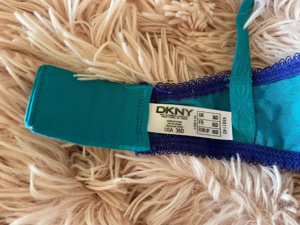 Sujetador pushup DKNY ¡Talla 36D nuevo sin etiquetas! ¡MUY RARO! ARTÍCULO CALIENTE!! Foto 3 de 3