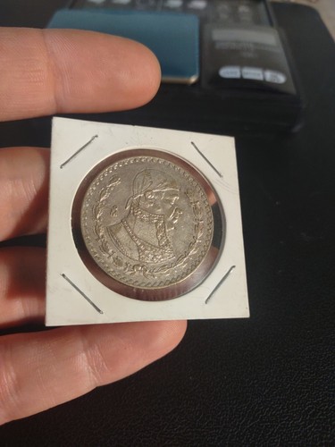 Mexico - 1963 - Un Peso - .1000 Silver Mexican Coin - Picture 4 of 8