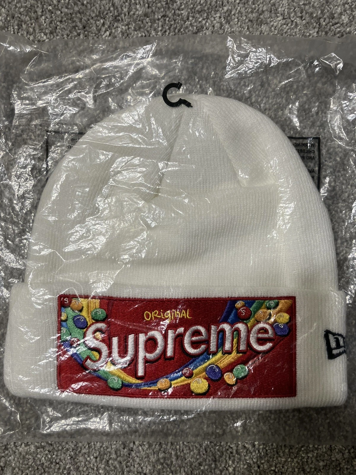 Bonnet Supreme x Skittles blanc New Era