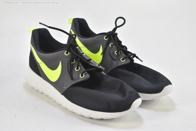 Nike Roshe Herren Sportschuhe Sneaker  EUR 40 Nr. 25-F 1301