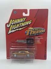 Johnny Lightning 1967 Chevy Chevelle SS - 1:6...
