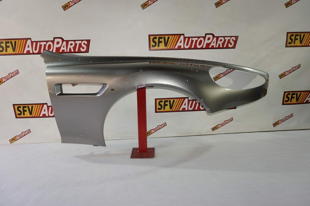 ASTON MARTIN DBS FENDER RIGHT PASSENGER 2007 2008 2009 2010 2011 8D33-16005-AG