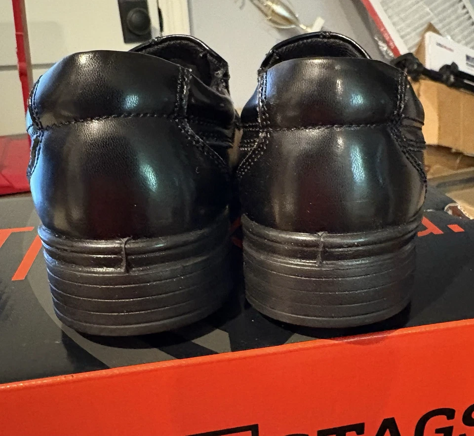 Ciervos Ciervos Niños Niños Zapatos de Vestir Mocasín Sin Cordones Negro Talla 2Y Foto 2 de 4