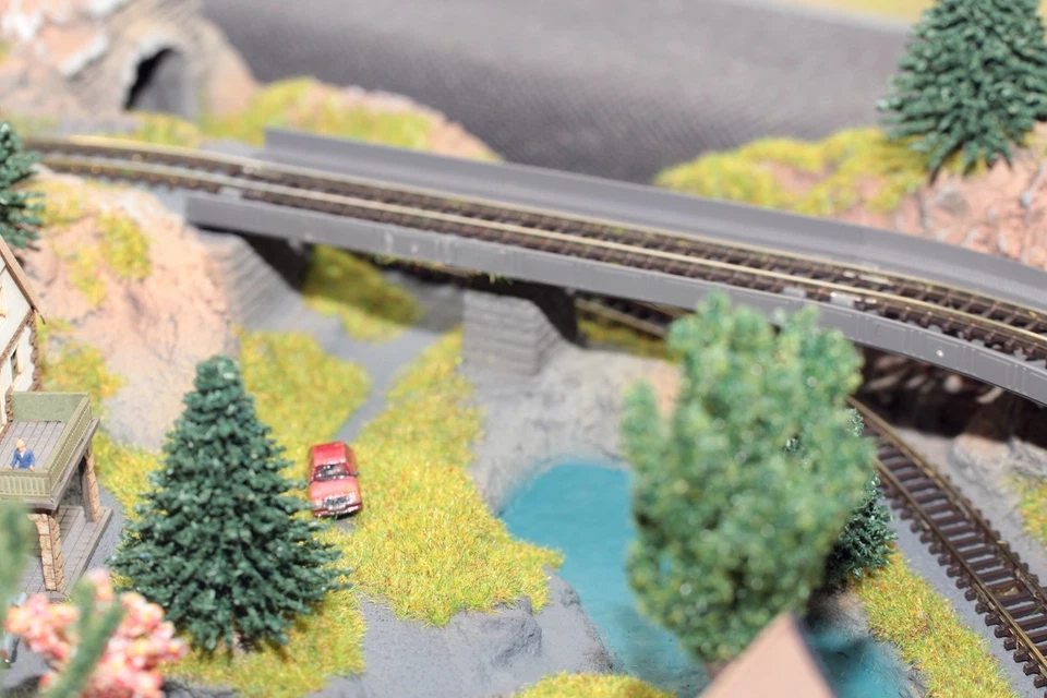 Noch 88313 Modellbahnkoffer Serfaus mit Märklin mini club Gleisen, Beleuchtung - Bild 4 von 4