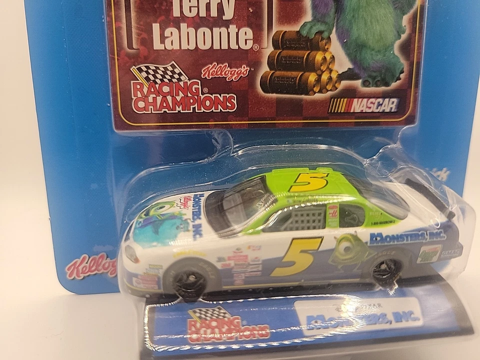 Racing Champions 2001 Monsters Inc Terry Labonte #5 Kelloggs 1/64 - Image 3 of 4