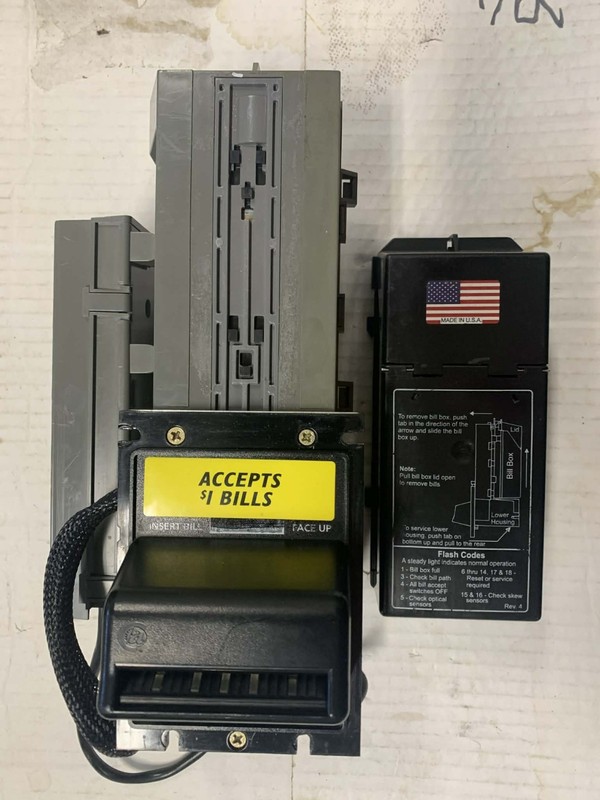 CoinCo Mag50B, Bill Acceptor, Validator, used, 110v / 24 volts MDB
