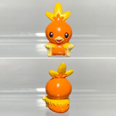 Japan BANDAI Pokemon Torchic Blaziken Combusken Finger Puppet Japan BANDAI Pokemon Torchic Blaziken Combusken Finger Puppet