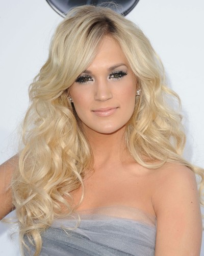 CARRIE UNDERWOOD 8x10 PHOTO *