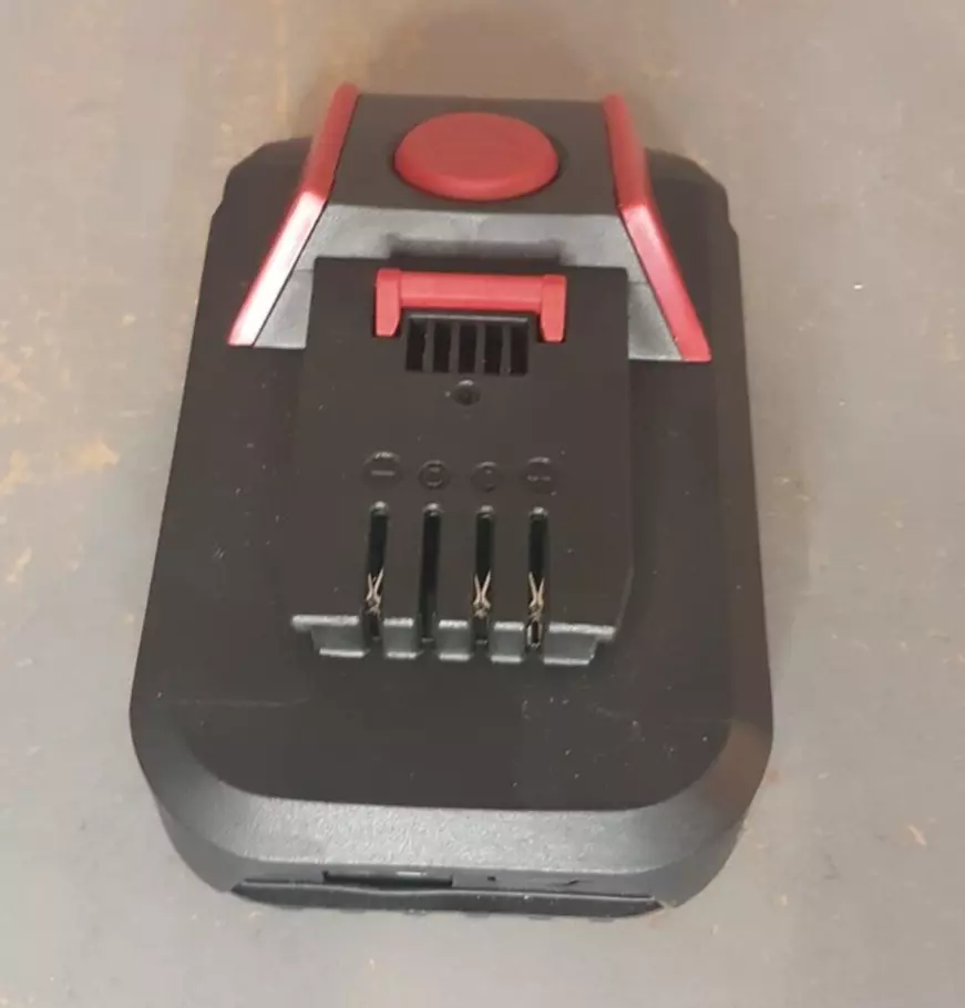 Spear and jackson hedge on sale trimmer battery