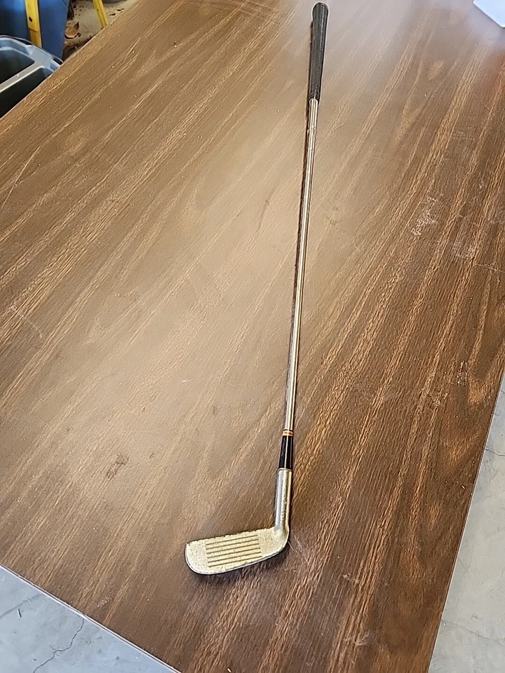 Northwestern 2-Way Chipper / RH / Steel ~36" Shaft / Good Vintage Grip - Image 2 of 4