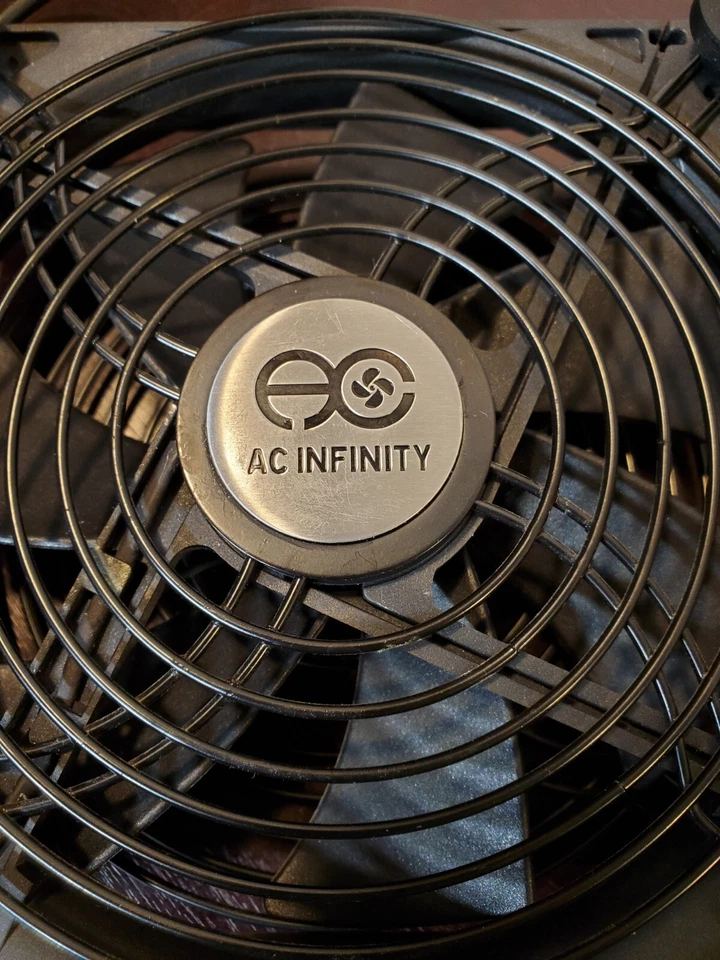 AC Infinity Multifan 4/S4 140mm Quiet USB Case Fan - Black (AI-MPF140A) - Image 4 of 4