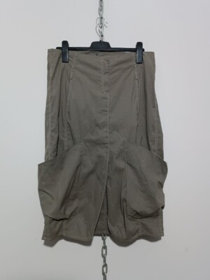 Annette Gortz Straight Cut Knee Skirt Size 46/XL Patch Pockets Beige-Gray Color