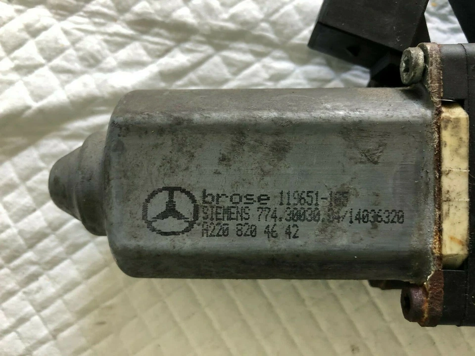 2000-2002 Mercedes BENZ C230 Front LEFT Window Motor A 220 820 46 42 OEM (48) Foto 3 de 4