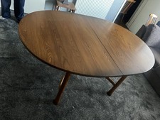 Ercol Saville Extending Elm Wood Dining Table - Seats 6-8