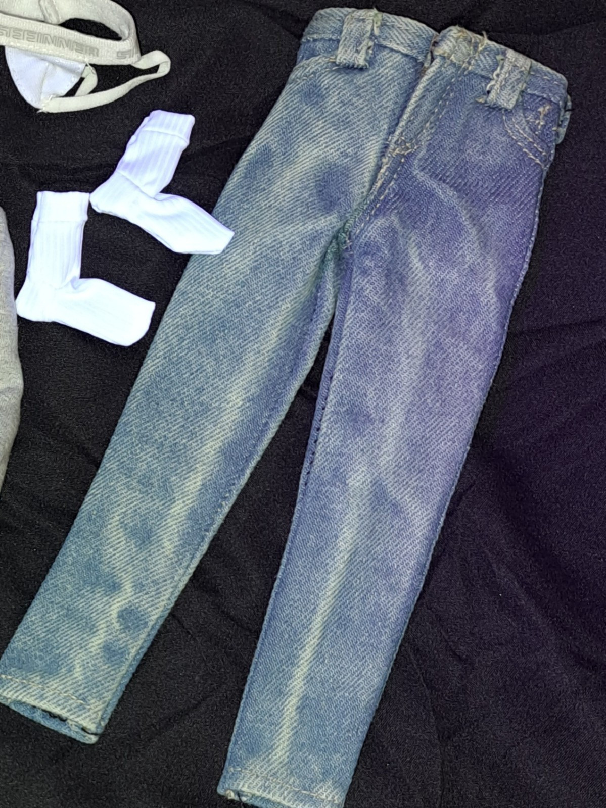 Vero Moda - Calzini Sportivi A Coste Bianchi Con Cuori | ASOS - Foto 7