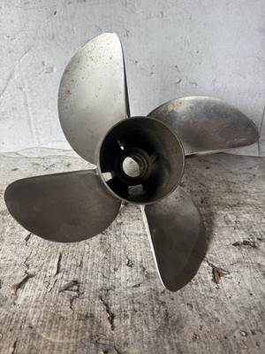 Mercury 22p Rev 4 XP LH Counter Rotation 4 Blade Prop 