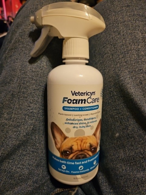 Vetericyn FoamCare Shampoo & Conditioner for Thick Coats