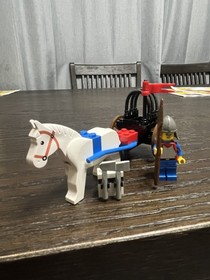 LEGO Castle: King's Castle (6080) & Knight's Arsenal (6016) 100% Complete