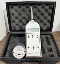 Quest Technologies Model 2700 Impulse Sound Level Meter W/Quest Calibrator QC-10