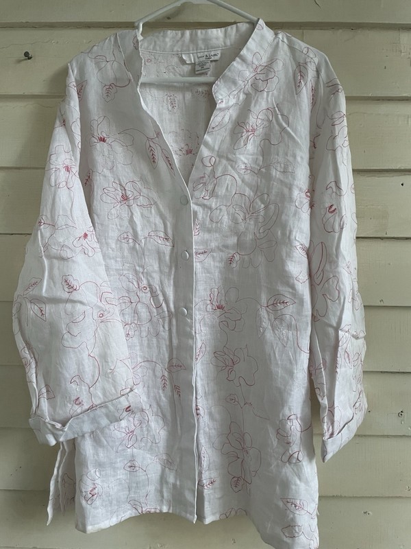 Women’s Size Lucy & Laurel   3X Linen Top, White, Pink, Embroidered, 3/4 Sl