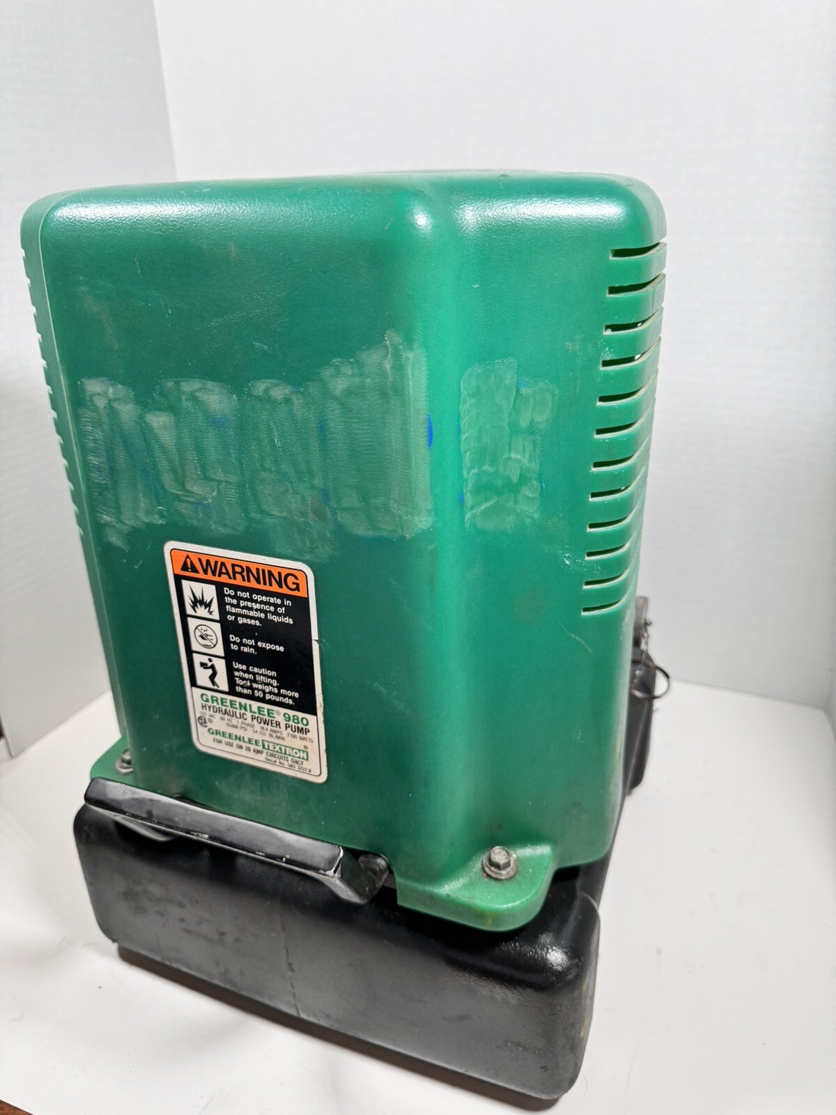 Greenlee 980 Electric Hydraulic Pump with Pendant Switch 783310335153 eBay