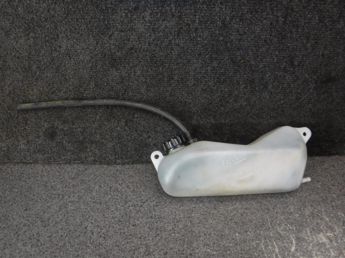 91 Kawasaki Ninja ZX6D ZX600 ZX6 Overflow Canister Jug