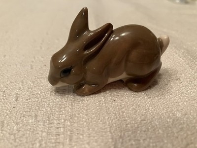 Vintage Bone China Rabbit Figurine   Made in England Charming - NEW LOW PRICE!