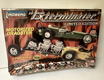   2011 フィギュリンセット　2 LINDBERG 1/8 THE EXTERMINATOR 2 IN 1 DRAGSTER MOTORIZED MODEL KIT