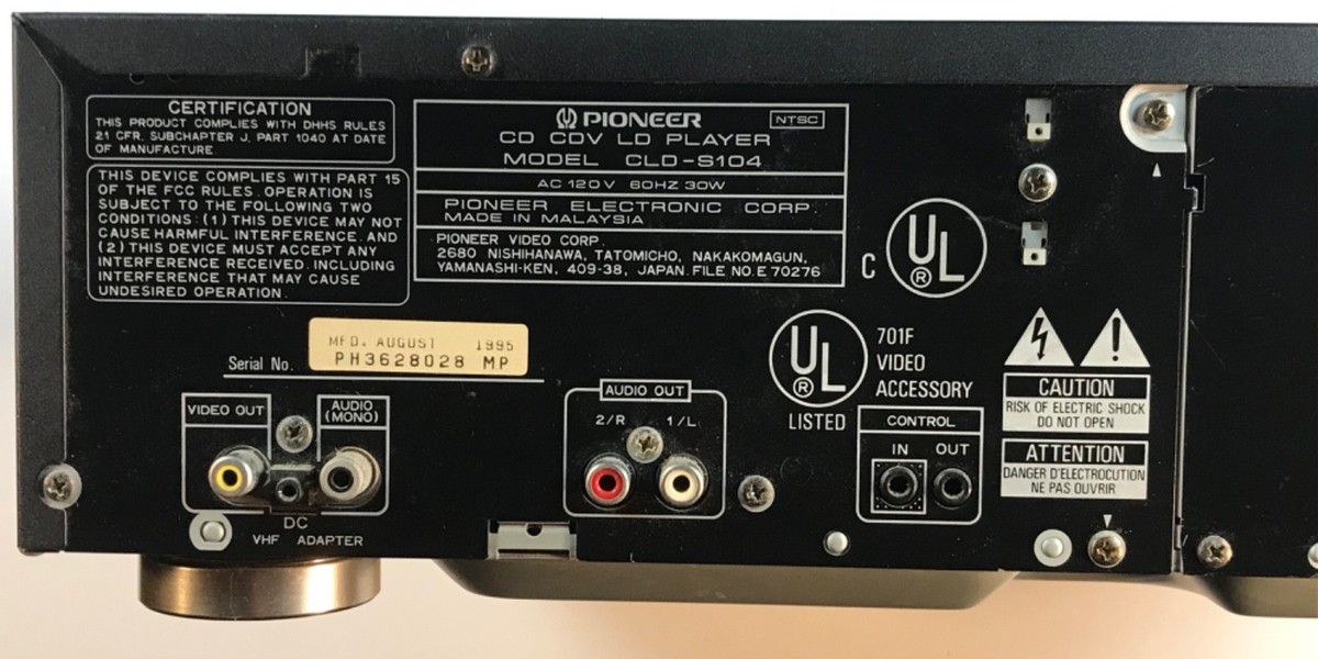 Pioneer CLD-S104 CD CDV LD Laserdisc Player