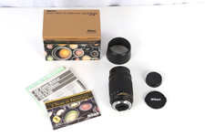 Nikon AF NIKKOR 70-300mm F/4-5.6 D ED Zoom Lens w/Hood & Original Box NEAR MINT