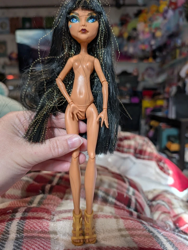 Monster High Doll: Haunt Couture Cleo de Nile - Image 2 of 3