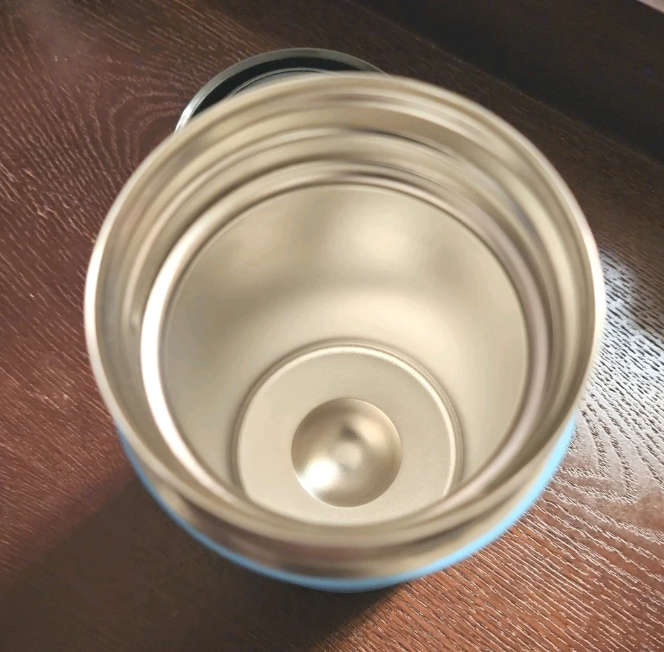 Tarro de comida para almuerzo con aislamiento al vacío Mira, 13,5 oz. Foto 4 de 4