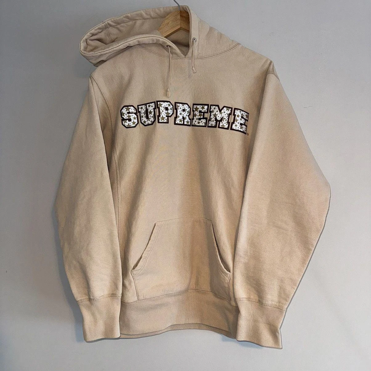 Pull à capuche Supreme Stars 2004 sable