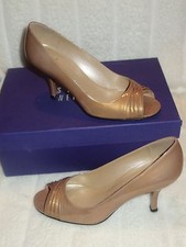 Stuart Weitzman daphneritz champain Pump shoes sz 36.5 US SZ 6 new