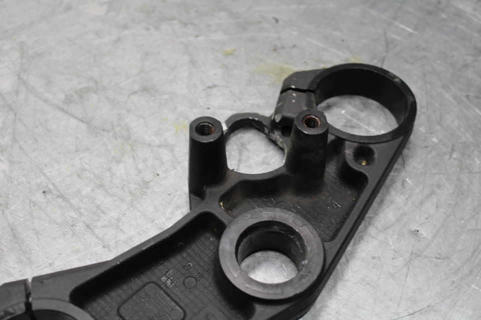 2006 Suzuki GSXR600 FORKS UPPER TRIPLE TREE CLAMP BB447 - Image 4 of 4