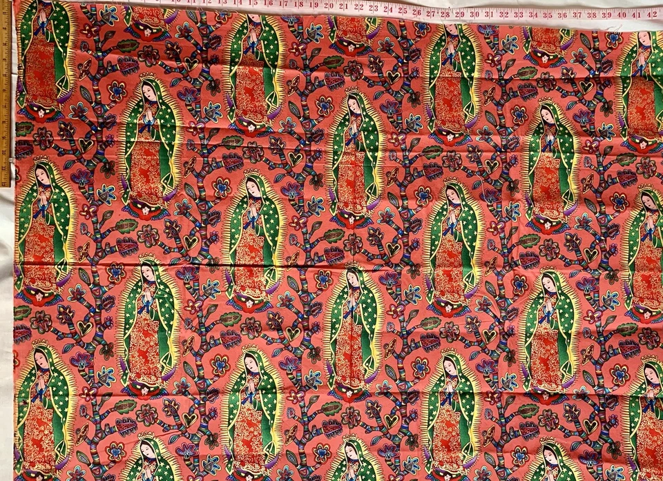 RPX38 RARO Terrie Mangat Nuestra Señora de Guadalupe Tela Edredón Algodón Metálico Foto 2 de 4