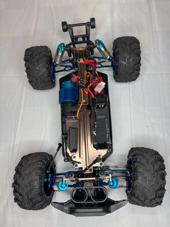 Amewi Crusher RC Monstertruck 4WD 1:10 Brushless 3S bis 80 km/h - Bild 3 von 4
