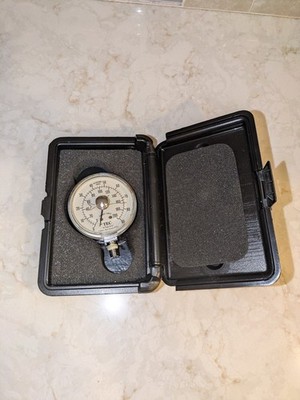 TEC Jamar Hydraulic Dynamometer with Case, Made In USA (For Parts)