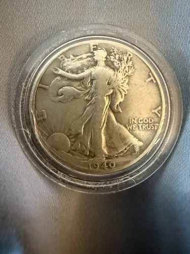 1940 Walking Liberty Half Dollar .900% Silver Rare! VF - Thirty