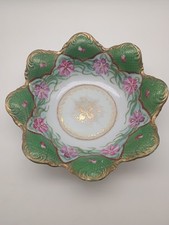 Antica ciotola porcellana verde e oro design Art Nouveau smerlata (Limoges France) non marcata