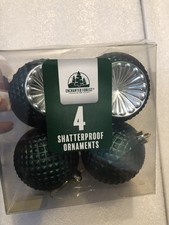 Modern Shatterproof Dark Green  Silver X4 Round Christmas Tree Ornaments GS2D25